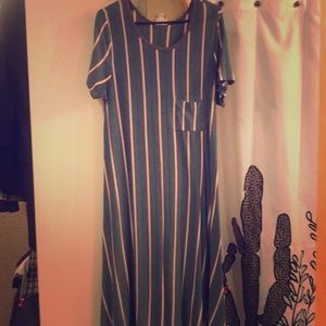 Lularoe Carly dress